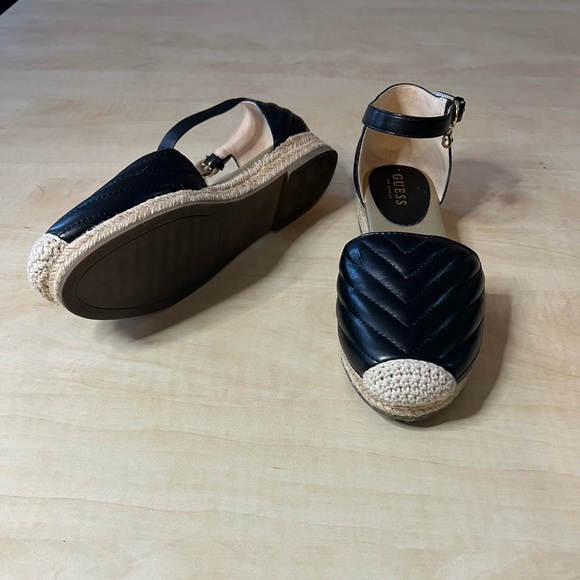 Black sandals - Picture 5 of 5
